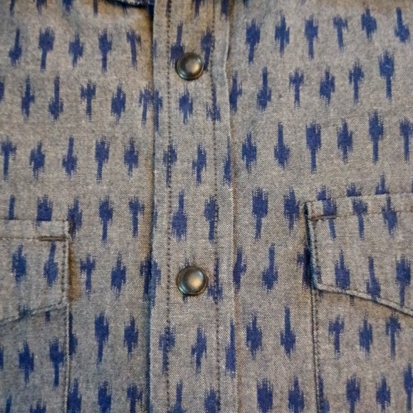 American Eagle Slim Fit Western Denin Snap Front Long Sleeve Shirt - Picture 7 of 11